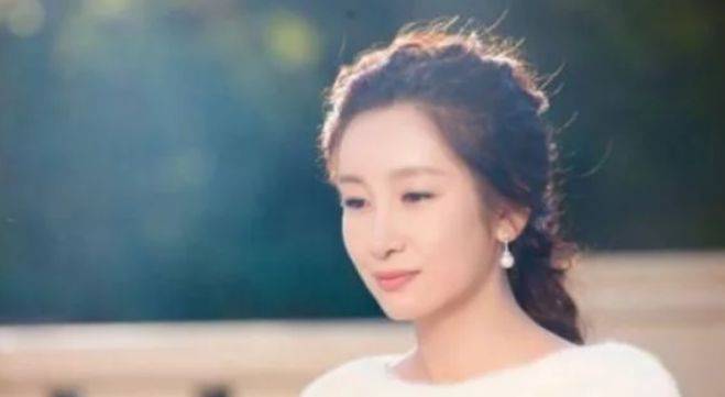 刀马旦|原创她是实力派影后，曾经片酬上亿，如今41岁与老公依旧很恩爱！