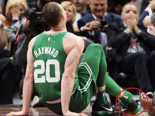 安踏|海沃德新战靴曝光!安踏延续里程碑,汤神涅槃重生稳了