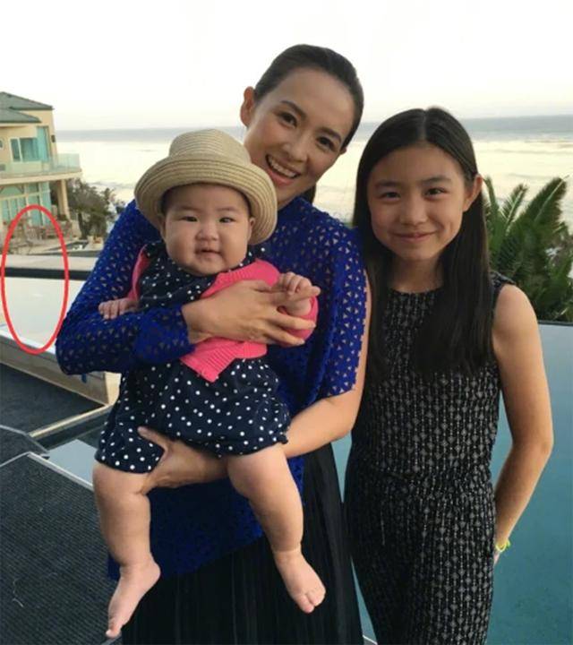 章子怡2亿豪宅曝光，游戏厅游泳池应有尽有，宠