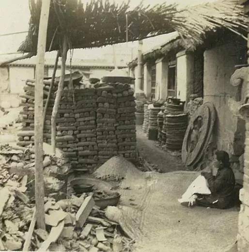 泥巴|1941年铁锅制造流程老照片