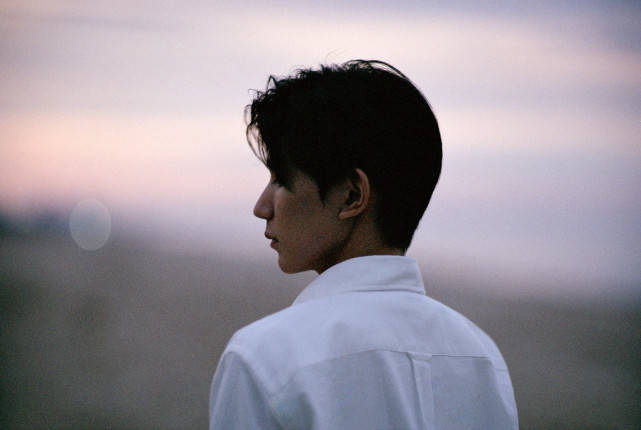 男孩|原创王源新MV花絮照曝光，即将20岁男孩的自由与希望