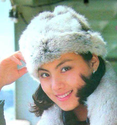 被骗去香港当小三,28岁为情跳楼身亡