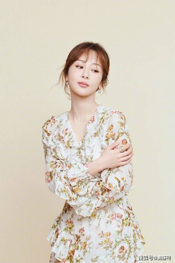 女孩|穿搭小白如何快速进阶？低难度高水准的连体元素，轻松变身时髦精