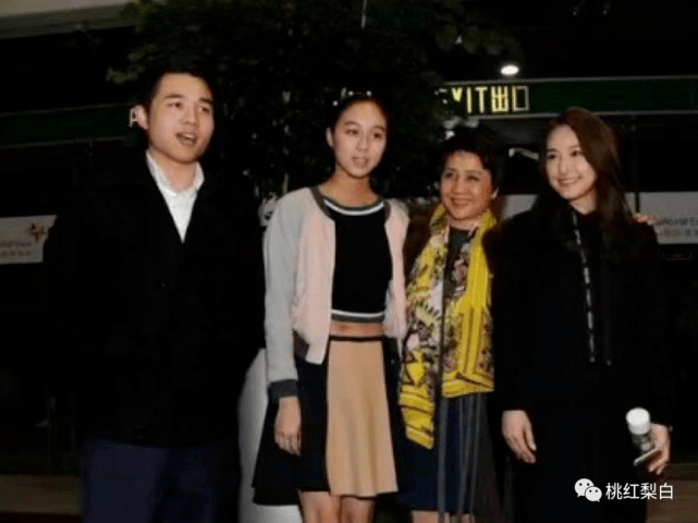 嫂子|奚梦瑶不受四太待见，就因为没有准嫂子这样福气的“旺夫脸”？