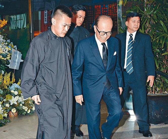 原创李嘉诚的保镖团队很强大,年薪达到百万级别,保镖却直言不想干了