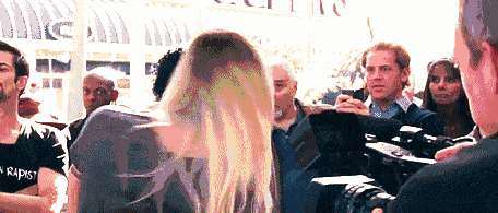 搞笑gif:孩子,你这是要去哪里啊!赶集去吗?_手机搜狐网