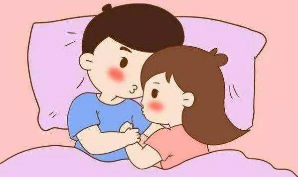 孕晚期的孕妈们体重会有明显变化,同时活动也逐渐受到限制,常会出现
