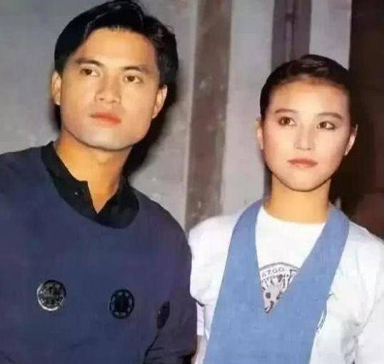 前妻|原创64岁男星年轻像40！但诋毁前妻跪舔富婆现任的骚操作，太渣了！