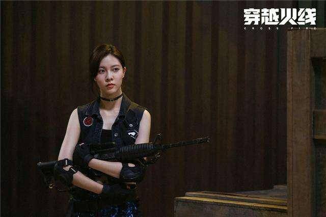 张一山被拍到疑似在女友家过夜,女方宋妍霏是