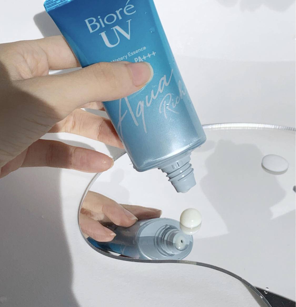 防晒霜|涉水底妆：做好防水基础功课，无所畏惧炎炎夏日