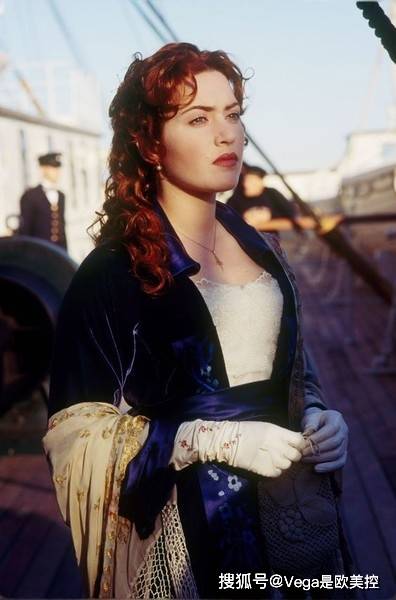 电影|欧美电影里最惊艳的裙子，妮可·基德曼颜值身材无可挑剔！