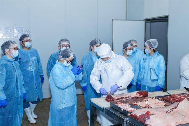 企业|花生日记联合大希地打造超级品牌日 验货团实地探访透明工厂