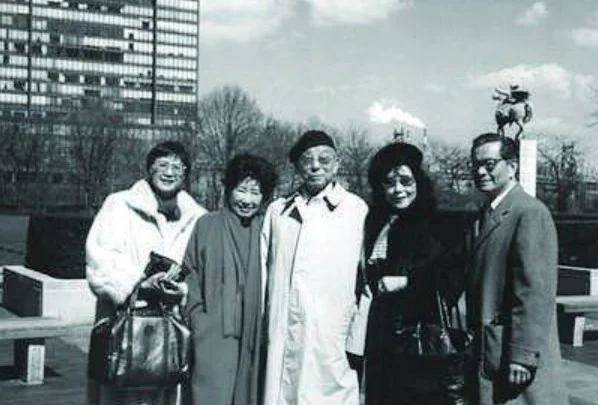 赵一荻是张学良少帅的第二任妻子,她与张少帅的倾城之恋为后人所称道