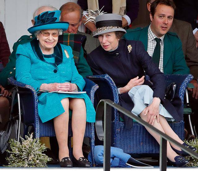 不输戴安娜王妃的王室公主，英女王女儿太精致，70岁身材够苗条