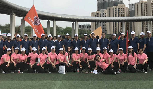 服装|2020年企业夏季定做团体服装选择POLO衫还是T恤好？