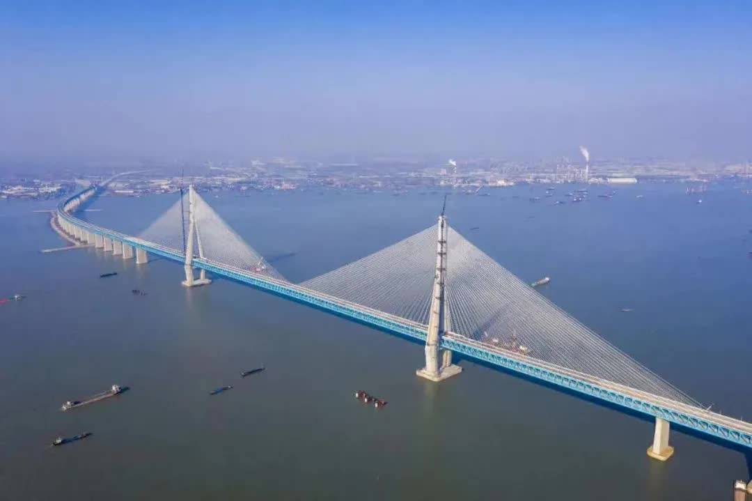 工程也有很美的风景,沪涌长江大桥,一起陶醉吧!