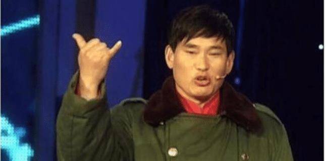 大衣哥家被别人堵要钱 f57c6772ca194ba9b97753f60d67cdfa.jpeg