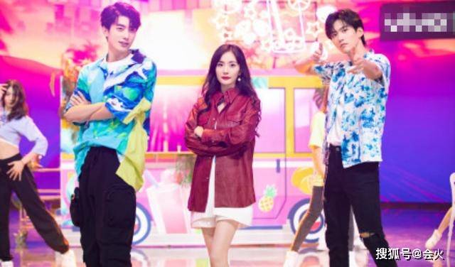 片酬|原创杨幂旗下艺人比跑龙套还惨,片酬一天仅一千?没助理还自备折叠椅