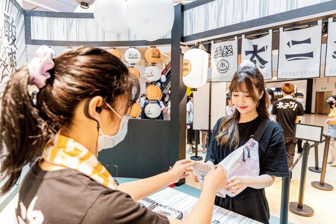 酸菜鱼|太二酸菜鱼开了间「澡堂」，试过了真的上头！