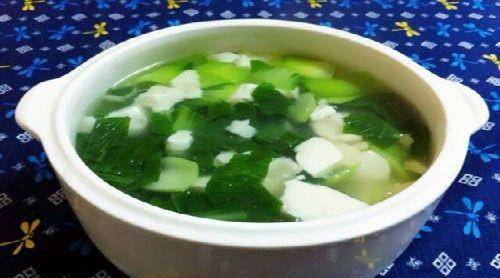青菜豆腐汤,一款简单鲜美的家常美味