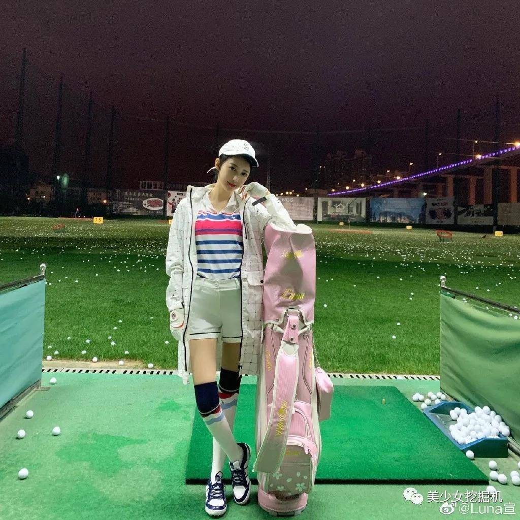 cp|原创潘玮柏老婆也太像秦牛正威了吧…