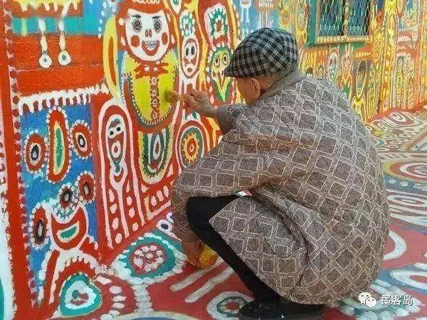 97岁“中国宫崎骏”:用2920天坚持,画一个村(组图)