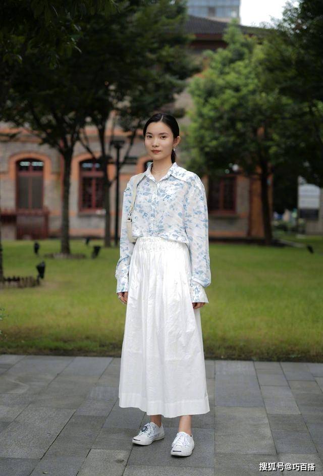 款式|兜兜转转还得是它们，要想场面撑得住，就不能错过有设计感的衣服