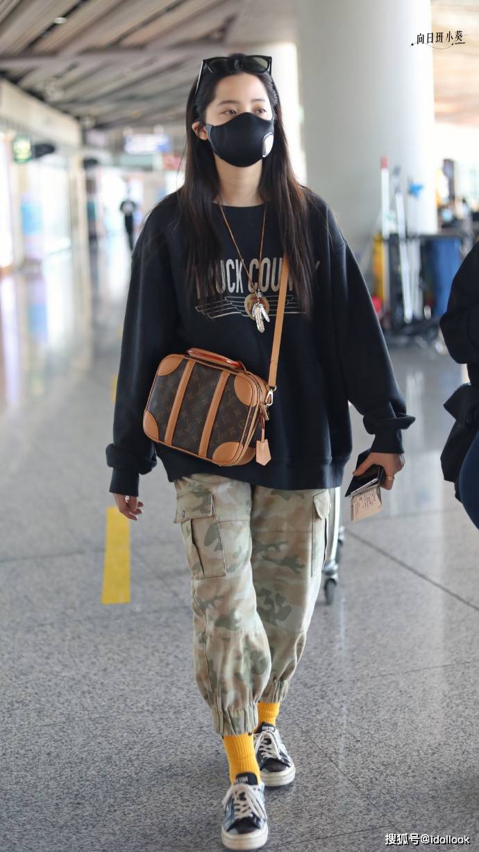 大片|当欧阳娜娜开始拍轻熟风大片，我才发觉，那个少女长大了