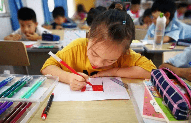 爱家人口号_以家人之名