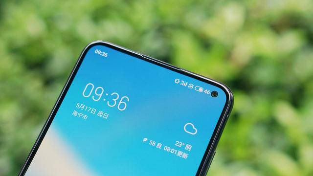 真香|魅族17测评：120Hz直屏，真香警告？