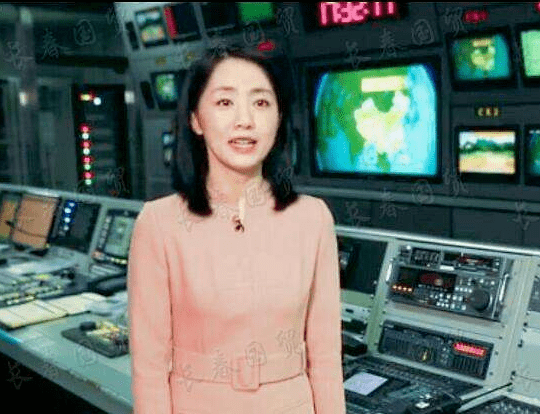 近照|央视主播杨丹近照，47岁气质依旧，主持天气预报24年容颜未改
