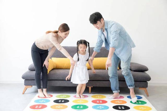阿姨|聪明妈妈的“保姆经”:教育孩子从培养阿姨开始