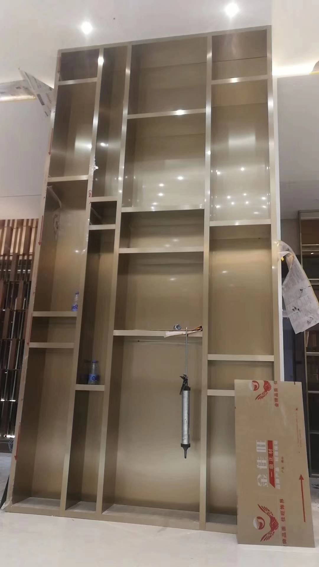在哪里找定做特色不锈钢柜子的厂家