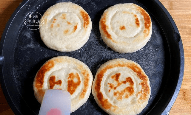 怎么做山药饼好吃简单 027e088f6f7c452bb1ffd02358b7685a.png