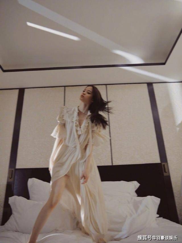 慵懒感白裙子照片 3cfb0f291f164d1b97b042df116c2762.jpeg