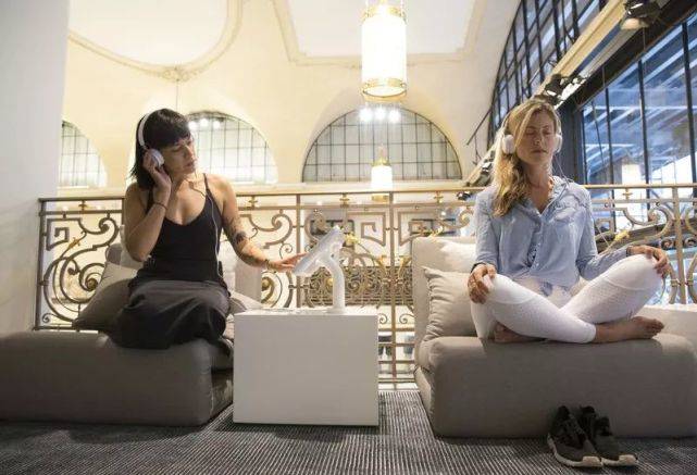 瑜伽|众多时尚品牌涉足，“瑜伽裤之争”愈演愈烈｜BonGym场馆邦