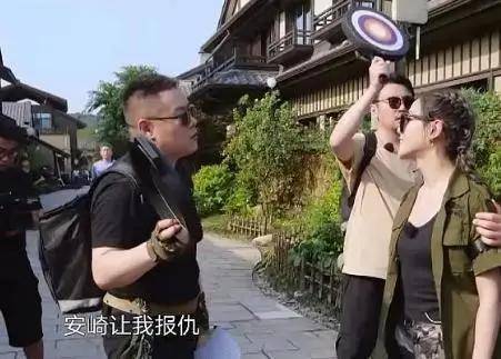 脾气|又一女星人设翻车？节目中乱发脾气被嘲没教养，一旁雷佳音都看傻