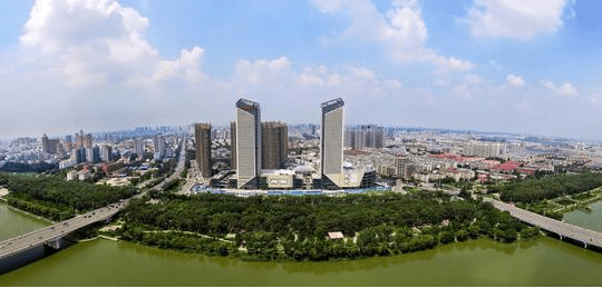 镇江gdp破4000亿_镇江金山寺