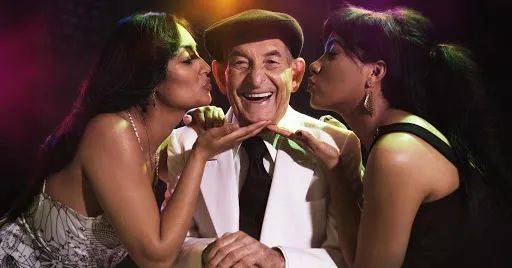 袋子|奢侈品店员揭秘：客人拎超市袋子买几百万表，老婆情人一起送