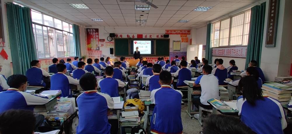 消息资讯|凉山会东高考再创佳绩 本科硬上线人数778人