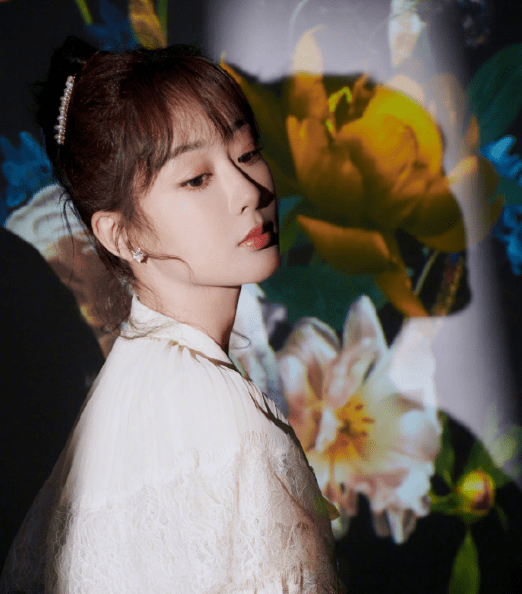 容貌|杨紫到底经历了啥？“消失”3个月容貌发生大变化，美成Lisa