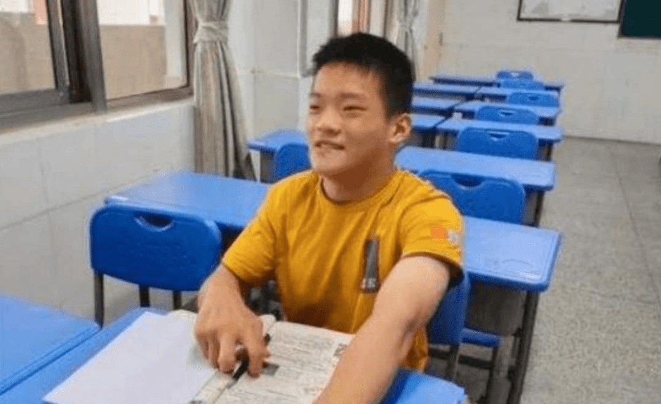 湖南2020高考排名位_2020湖南省高校排行榜,榜首毋庸置疑,第四名始料未及(2)