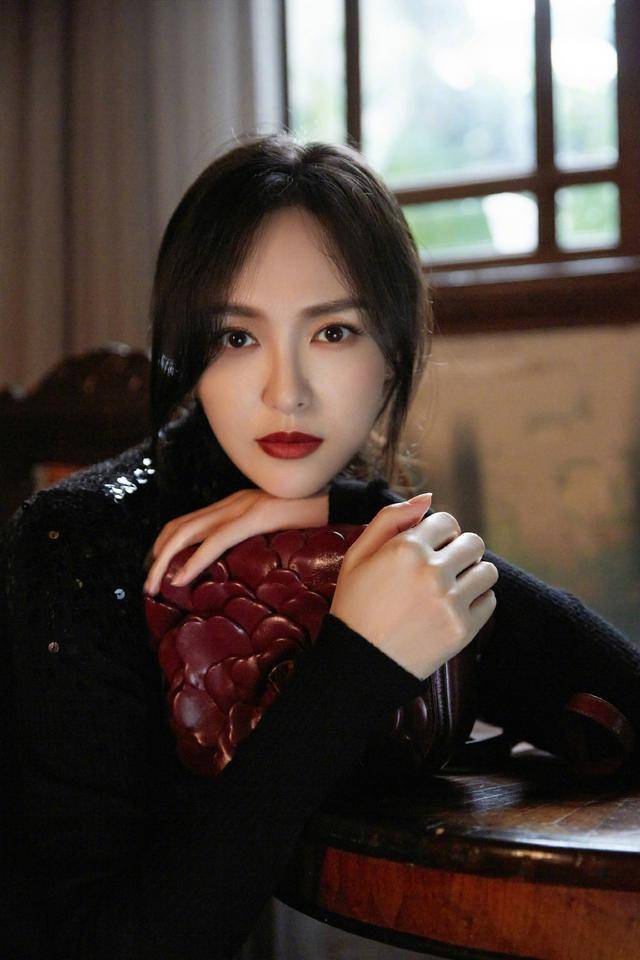 原创最新辟谣!唐嫣生的是女儿 ,为拍戏增肥,宣传新剧《燕云台》