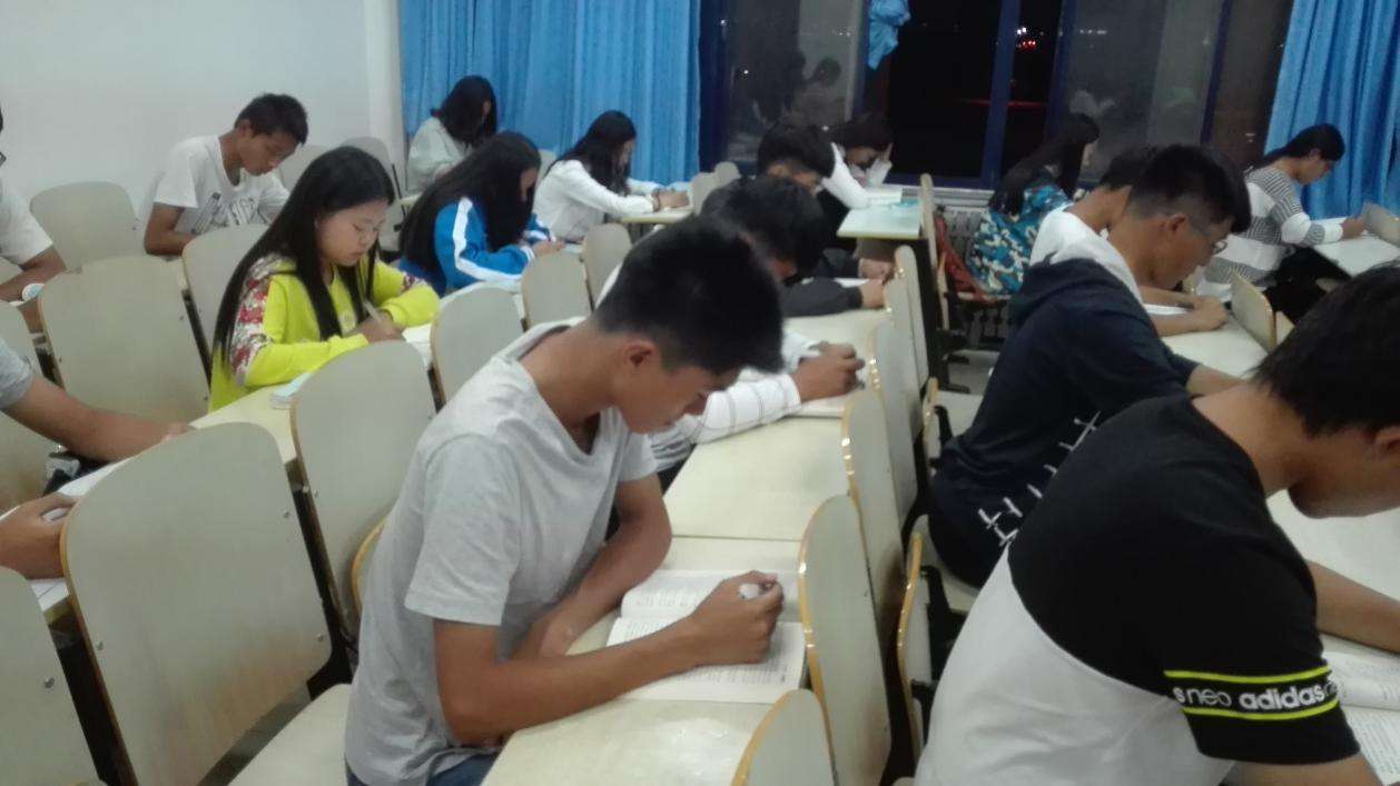 需注意|这几件事千万别去做，会影响前途大一新生需注意：进入大学之后