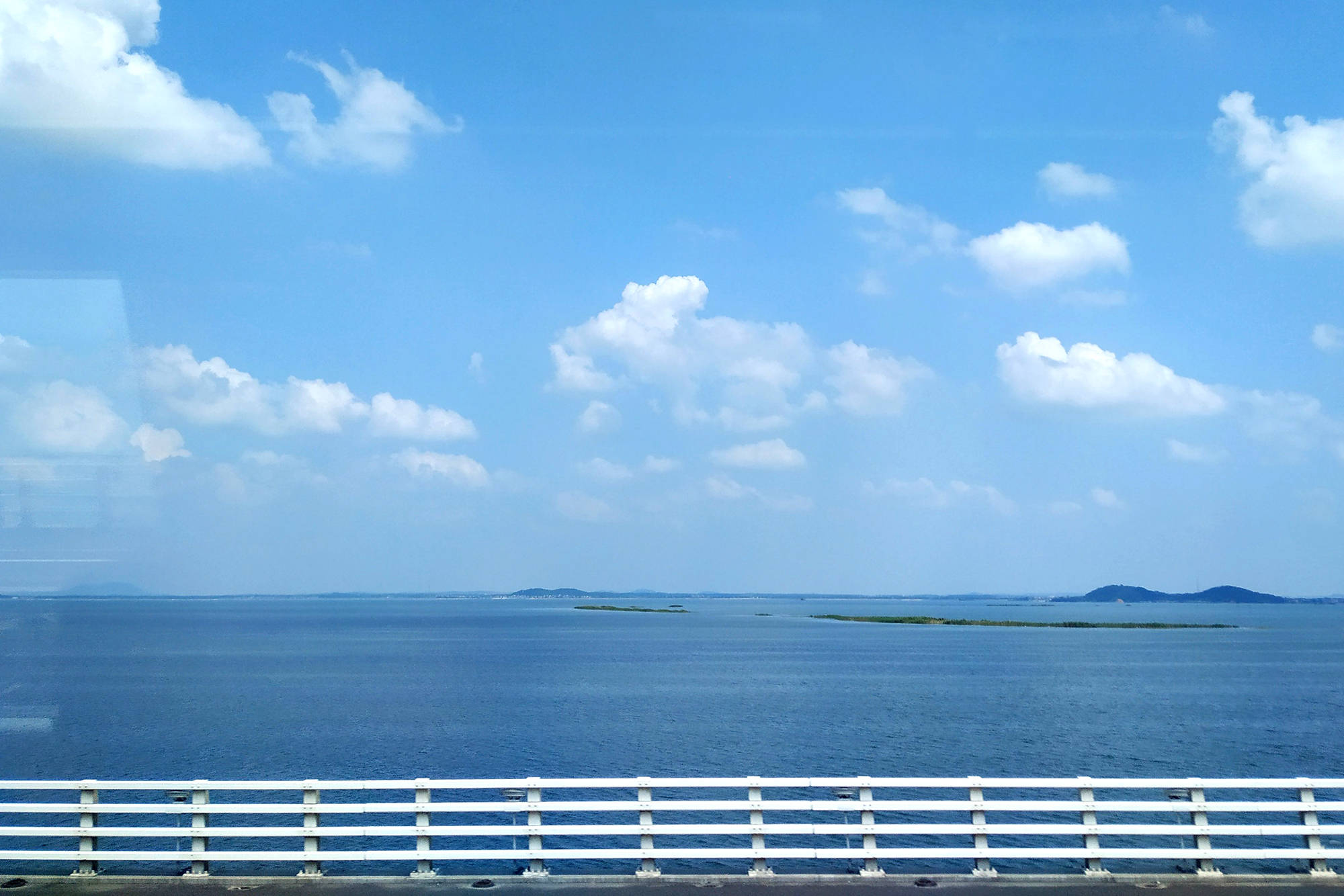 南京也有"天空之镜",就藏在石臼湖,在地铁上就可以观赏美景
