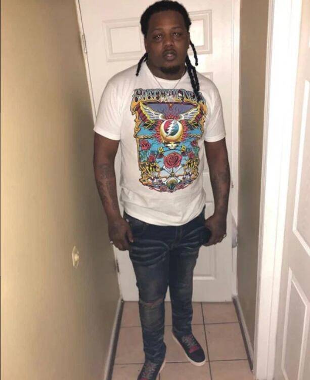 美国歌手遭枪击身亡,3年里他弟和好友接连遭枪