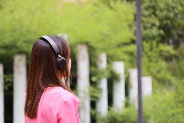 捷波|轻巧舒适不夹头,捷波朗Jabra Elite 45h贴耳头戴蓝牙耳机评测