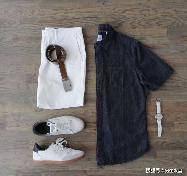 休闲|男生穿“短袖衬衫”休闲帅气，夏天有这6套就够了，轻松告别闷热