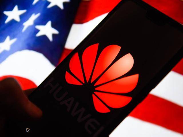 iPhone|为何国内众多大佬“偏爱”美国的iPhone手机，而不是国产的华为？