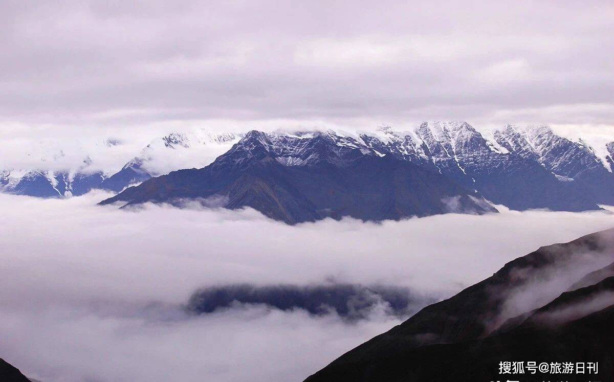 昆仑山玉虚峰图片 a907901967794ad6953d55fb8bbdddb8.jpeg